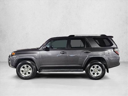 Used 2019 Toyota 4Runner SR5 image 9