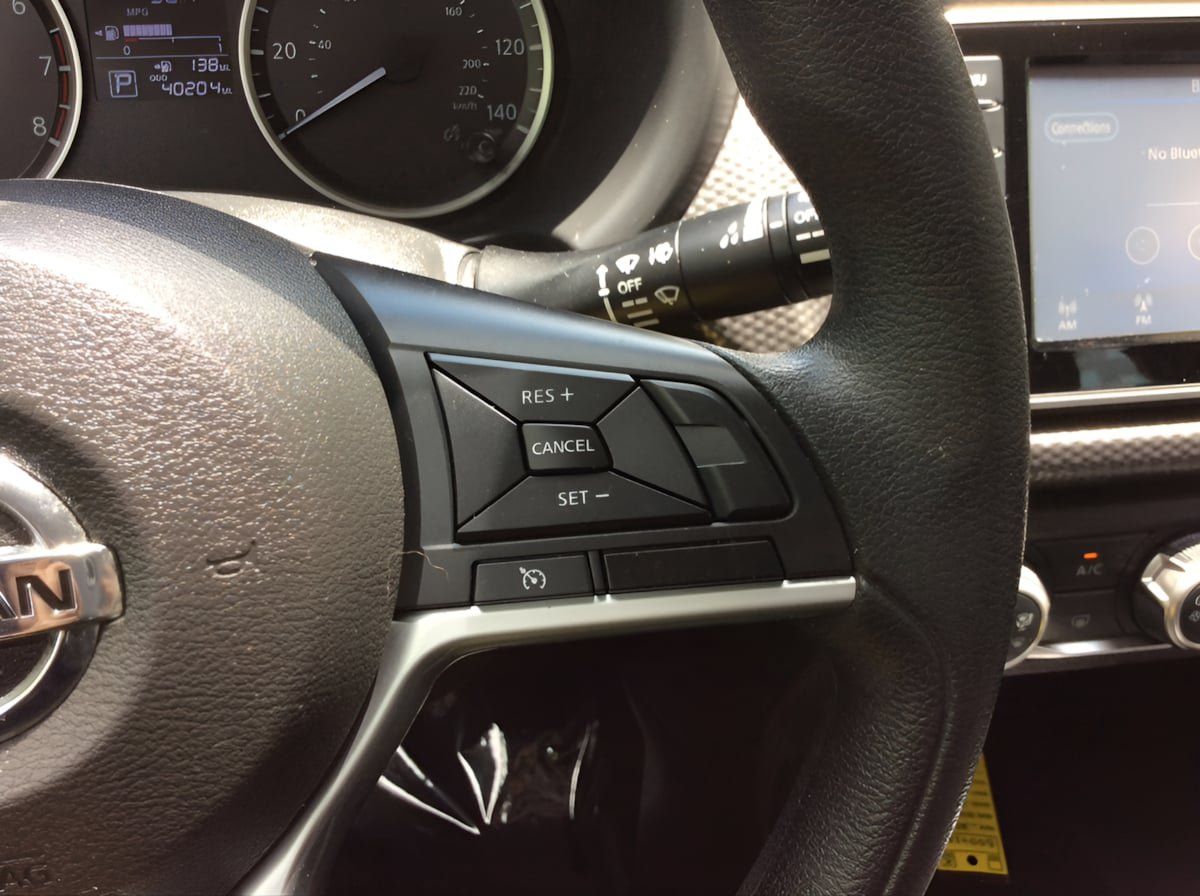 Used 2020 Nissan Kicks S FWD image 24