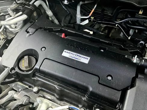Used 2017 Honda CR-V LX image 32