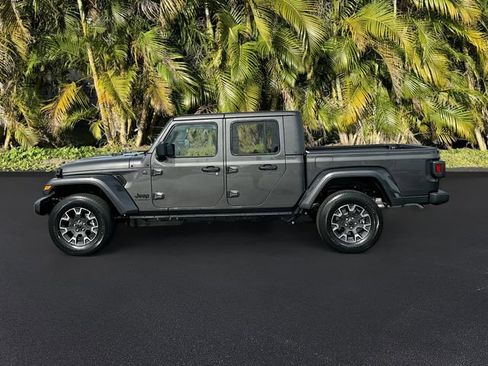 New 2026 Jeep Gladiator Sport image 2