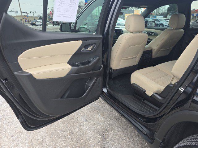 Used 2023 Chevrolet Traverse LS FWD image 27