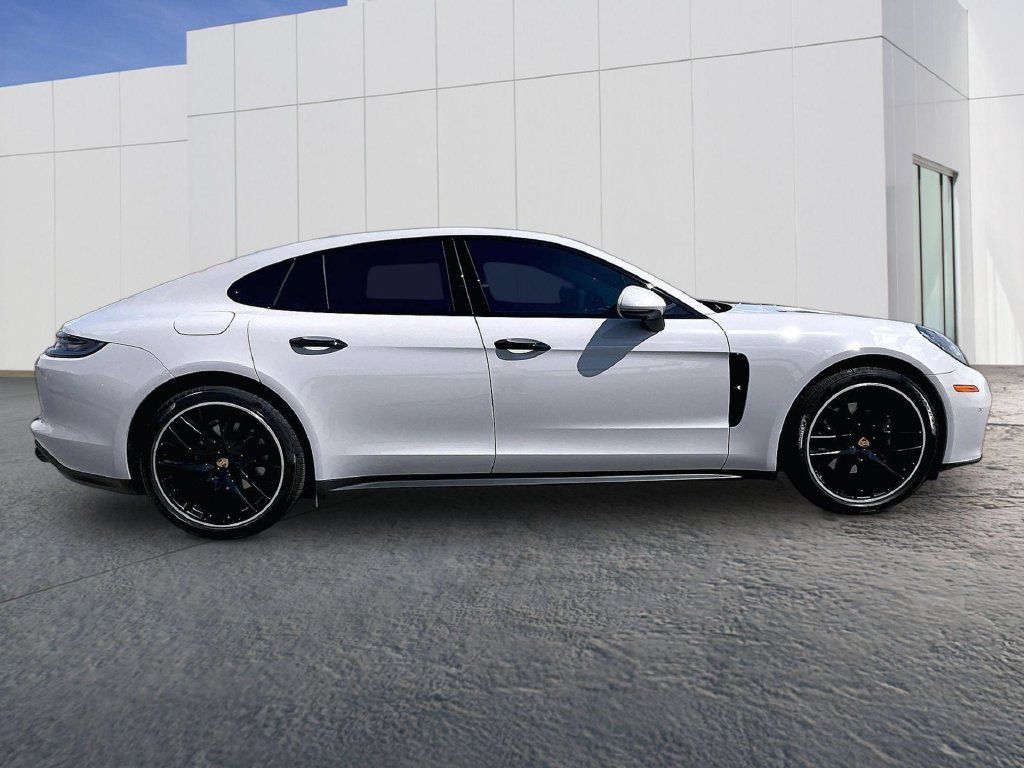 Certified 2023 Porsche Panamera 4 Platinum Edition AWD/4WD image 8