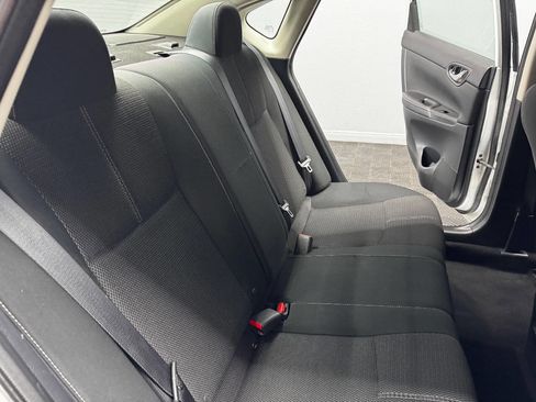 Used 2018 Nissan Sentra S image 47