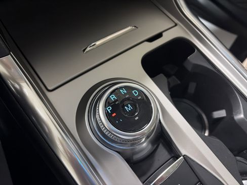 Used 2020 Ford Explorer Limited image 24