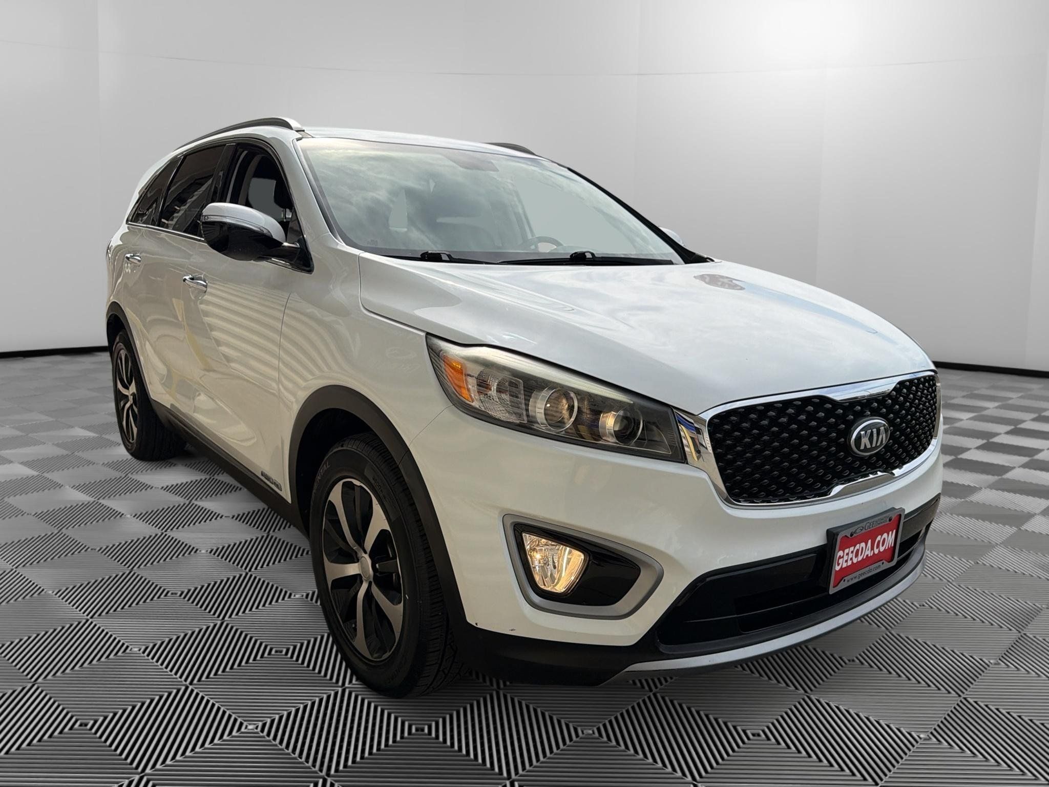 Used 2018 Kia Sorento EX AWD/4WD image 3