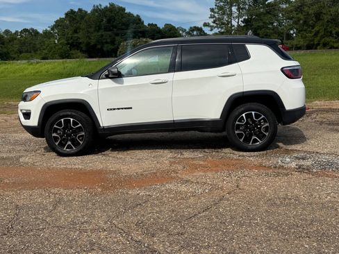 Used 2020 Jeep Compass Trailhawk AWD/4WD image 2