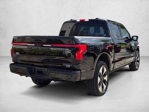 Used 2023 Ford F150 Lightning Platinum AWD/4WD image 5