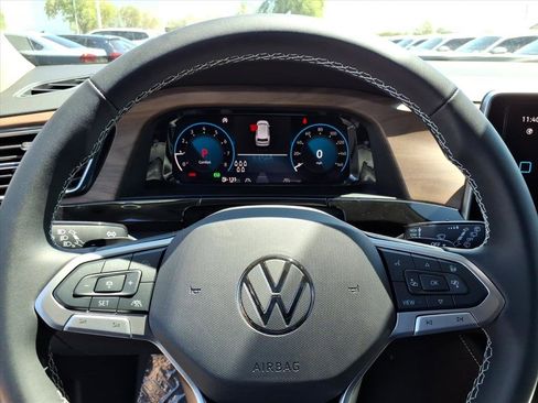 New 2026 Volkswagen Atlas SE image 14