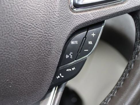 Used 2017 Lincoln MKC Reserve image 19