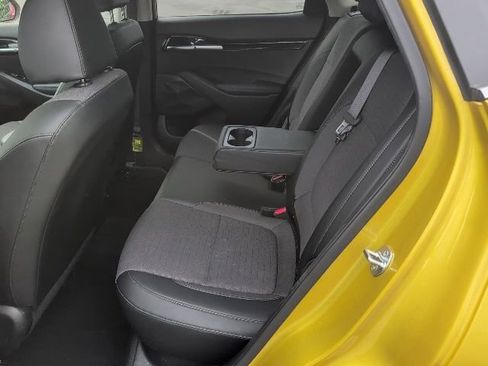 Used 2023 Kia Seltos S w/ Navigation Package AWD/4WD image 17
