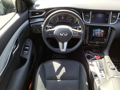 Used 2025 INFINITI QX55 Luxe w/ Cargo Package image 11