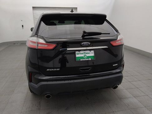Used 2020 Ford Edge SE FWD image 6