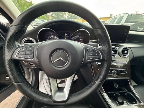 Used 2015 Mercedes-Benz C 300 4MATIC Sedan image 25