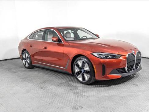 Used 2023 BMW i4 eDrive35 w/ Premium Package image 11