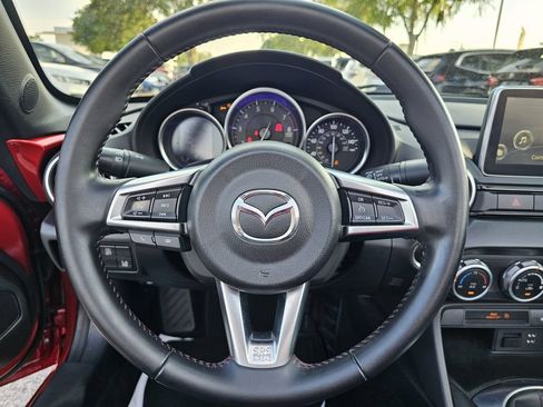 Used 2016 MAZDA MX-5 Miata Grand Touring RWD image 16