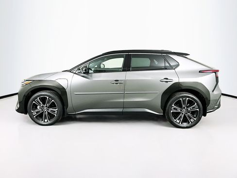 Used 2024 Toyota bZ4X AWD image 4