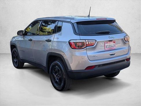 Used 2018 Jeep Compass Sport AWD/4WD image 8
