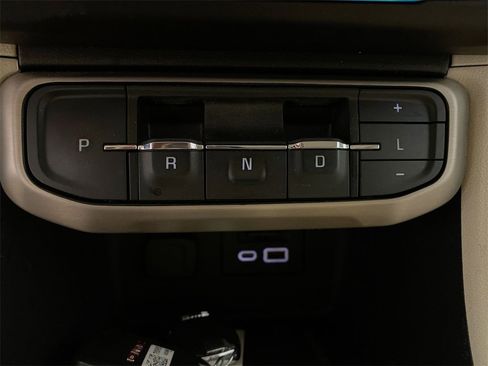 Used 2023 GMC Acadia Denali w/ Denali Technology Package image 19