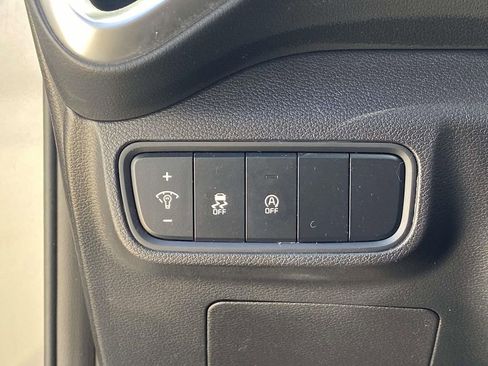 Used 2023 Kia Soul LX w/ Option Group 015 FWD image 28