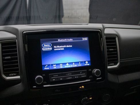 Used 2024 Nissan Frontier SL w/ Technology Package image 33