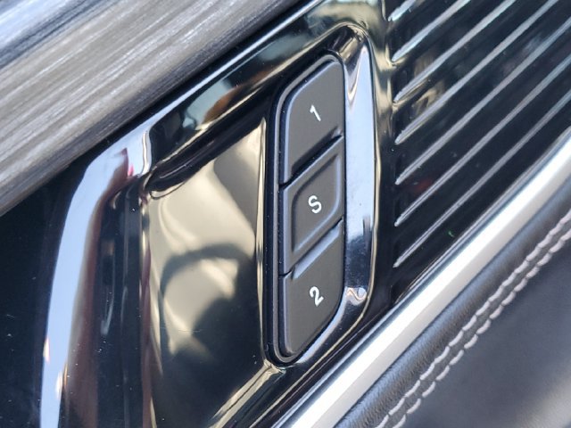 Used 2024 Jeep Wagoneer Series II AWD/4WD image 21