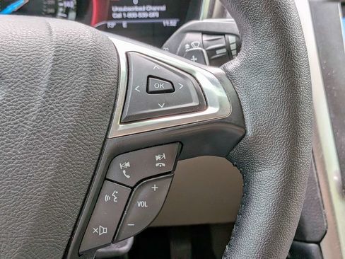 Used 2017 Ford Fusion SE w/ Fusion SE Technology Package FWD image 26