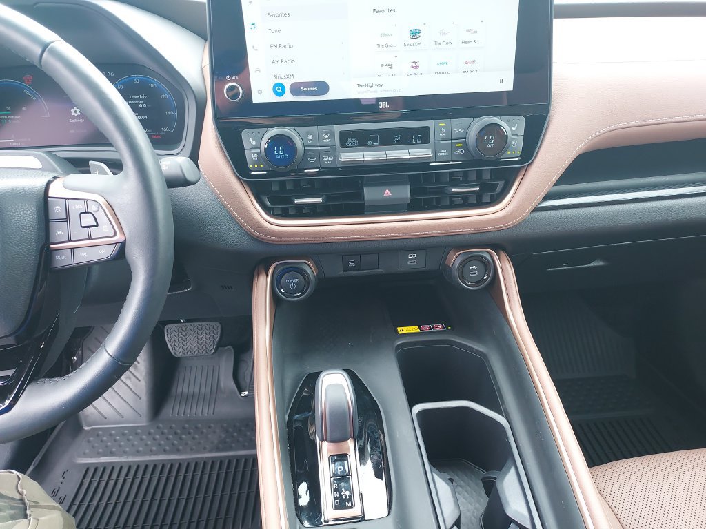 Used 2025 Toyota Grand Highlander AWD Hybrid image 20