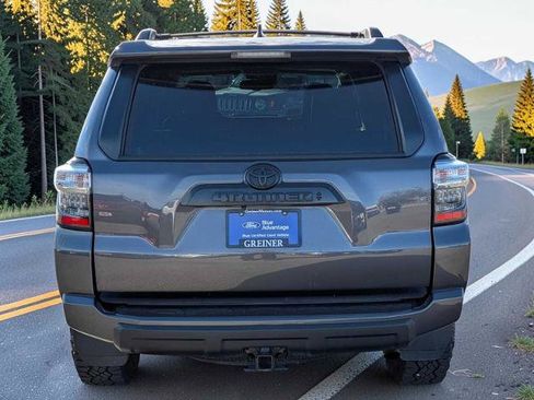 Used 2023 Toyota 4Runner TRD Off-Road Premium w/ Moonroof Package AWD/4WD image 5