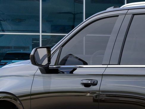 New 2026 Chevrolet Tahoe LT image 12