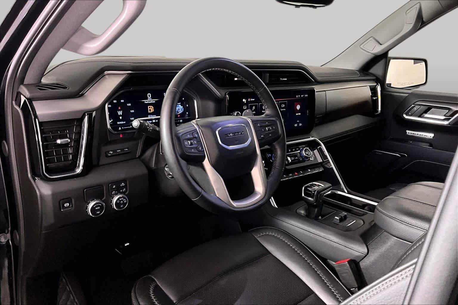 Used 2024 GMC Sierra 1500 Denali w/ Denali Reserve Package RWD image 16