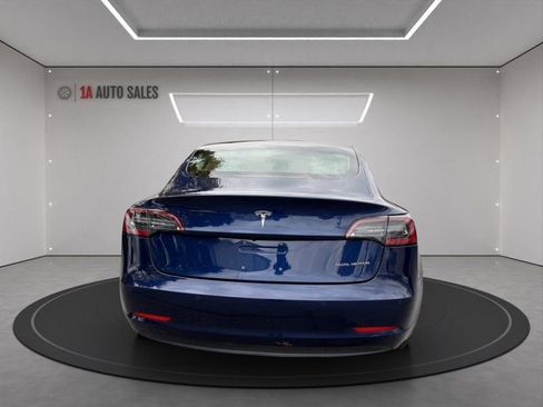 Used 2018 Tesla Model 3 Long Range image 4