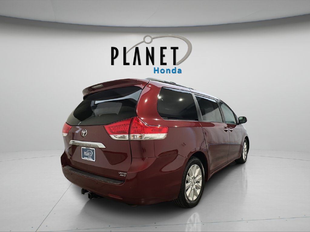 Used 2011 Toyota Sienna Limited AWD/4WD image 10