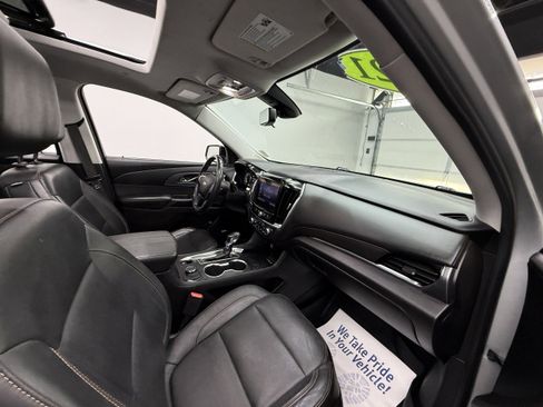 Used 2021 Chevrolet Traverse Premier w/ Redline Edition image 24