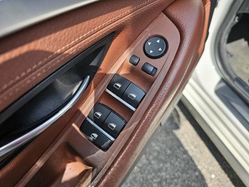 Used 2016 BMW 528i xDrive Sedan image 10