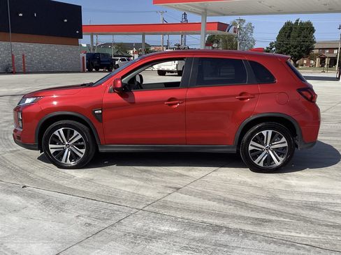 Used 2025 Mitsubishi Outlander Sport ES AWD/4WD image 8