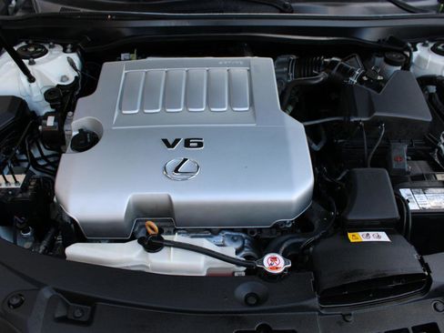 Used 2017 Lexus ES 350 w/ Navigation System Package image 47