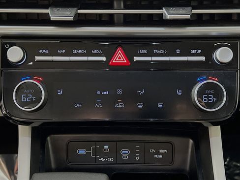 Used 2025 Hyundai Tucson SEL FWD image 25