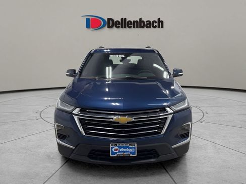 Used 2023 Chevrolet Traverse LT w/ Rear Camera Mirror Package image 8