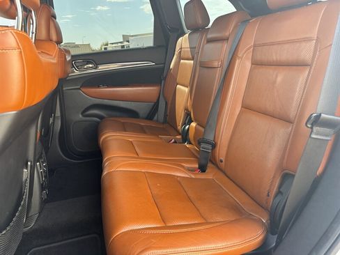 Used 2014 Jeep Grand Cherokee SRT AWD/4WD image 40