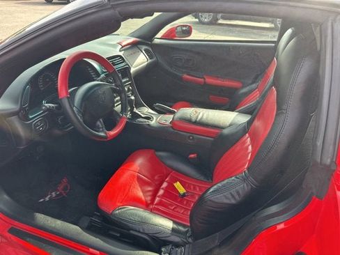 Used 1997 Chevrolet Corvette Coupe w/ Memory Pkg image 11