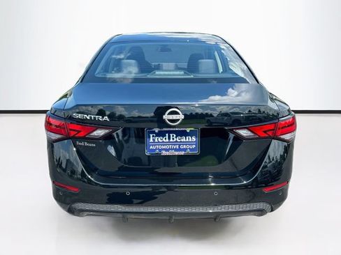 Used 2025 Nissan Sentra S FWD image 7