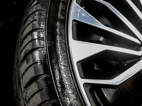 Used 2017 Audi A6 3.0T Premium Plus w/ Driver Assistance Package image 56