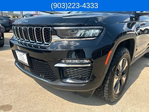 Used 2022 Jeep Grand Cherokee Limited 4xe w/ Luxury Tech Group II AWD/4WD image 6