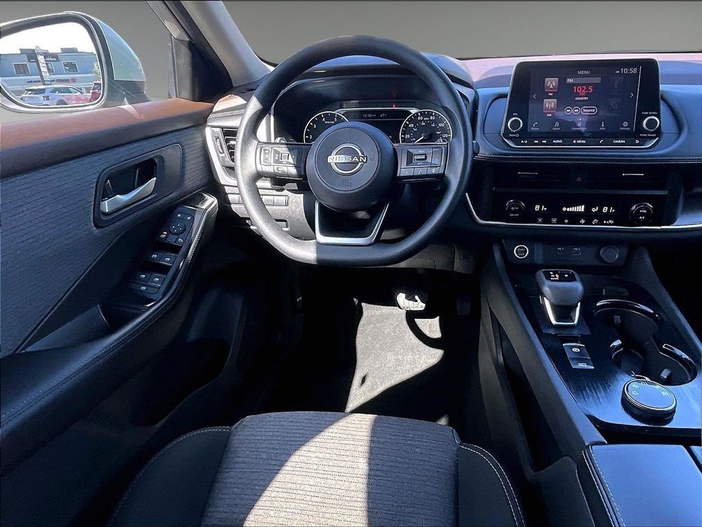Certified 2023 Nissan Rogue SV AWD/4WD image 17