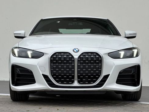 New 2026 BMW 430i Coupe w/ M Sport Package image 8