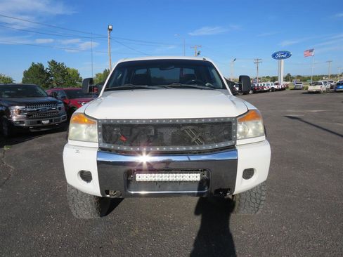 Used 2008 Nissan Titan 4x4 Crew Cab image 8