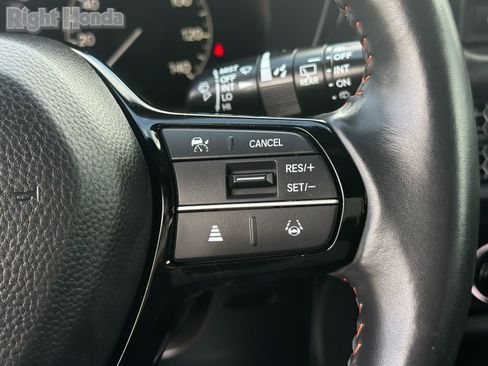 Used 2024 Honda HR-V Sport image 17