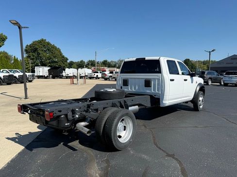 New 2025 RAM 5500 Tradesman AWD/4WD image 7