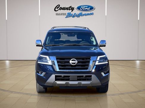 Used 2024 Nissan Armada Platinum w/ Captain's Chairs Package RWD image 6