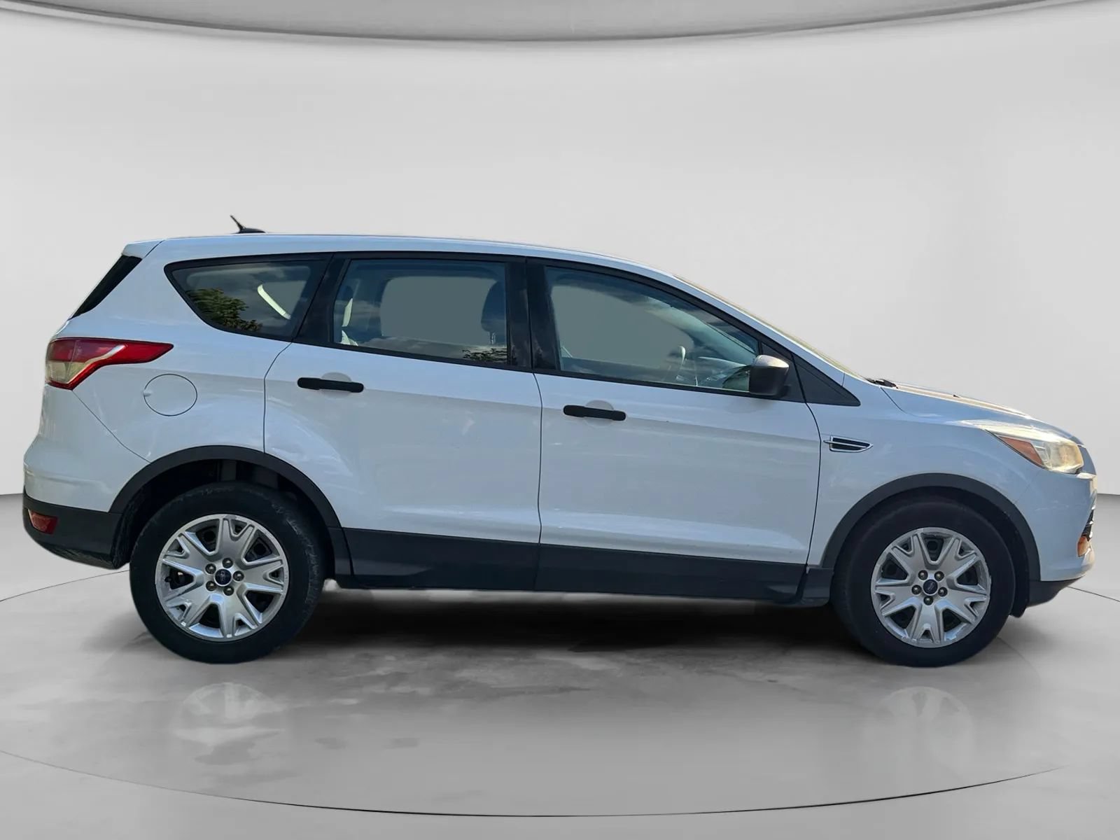 Used 2014 Ford Escape S FWD image 6